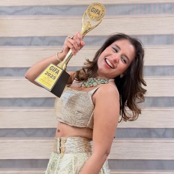 Aishwarya Majmudar - Gallery 2