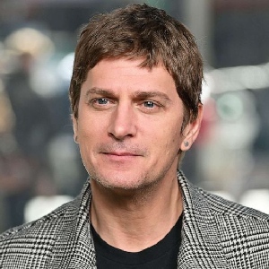 Rob Thomas