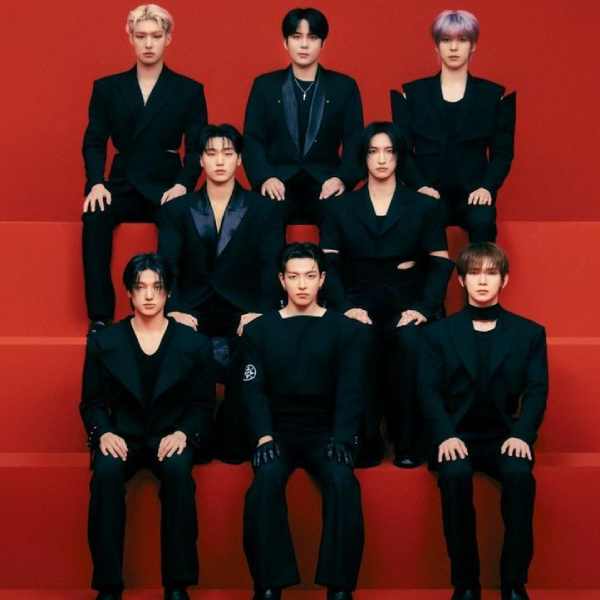 ATEEZ (에이티즈)