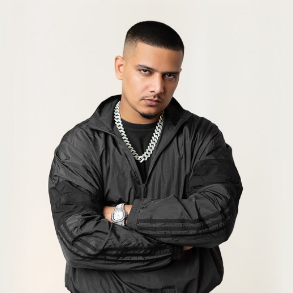 Dhanda Nyoliwala (Parveen Dhanda)